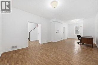 51 Barnesdale Ave S in Hamilton, ON - Building Photo - Building Photo