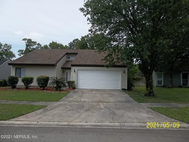 8072 Kilwinning Ln in Jacksonville, FL - Building Photo - Building Photo