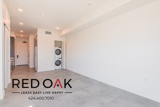 3450 W 43rd St in Los Angeles, CA - Building Photo - Building Photo