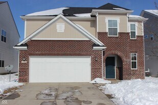 5784 Pebblebrooke Rd in Whitestown, IN - Building Photo