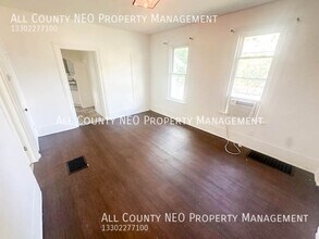 680 Sumner St in Akron, OH - Building Photo - Building Photo