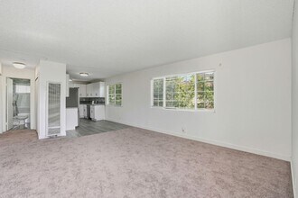 9034 Hillside St in Oakland, CA - Building Photo - Building Photo