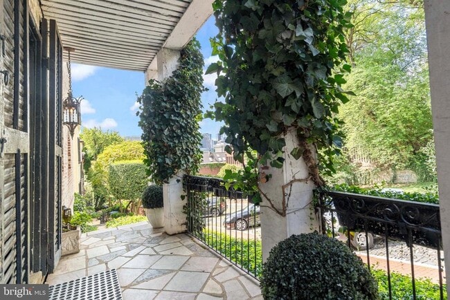 property at 3426 Prospect St NW