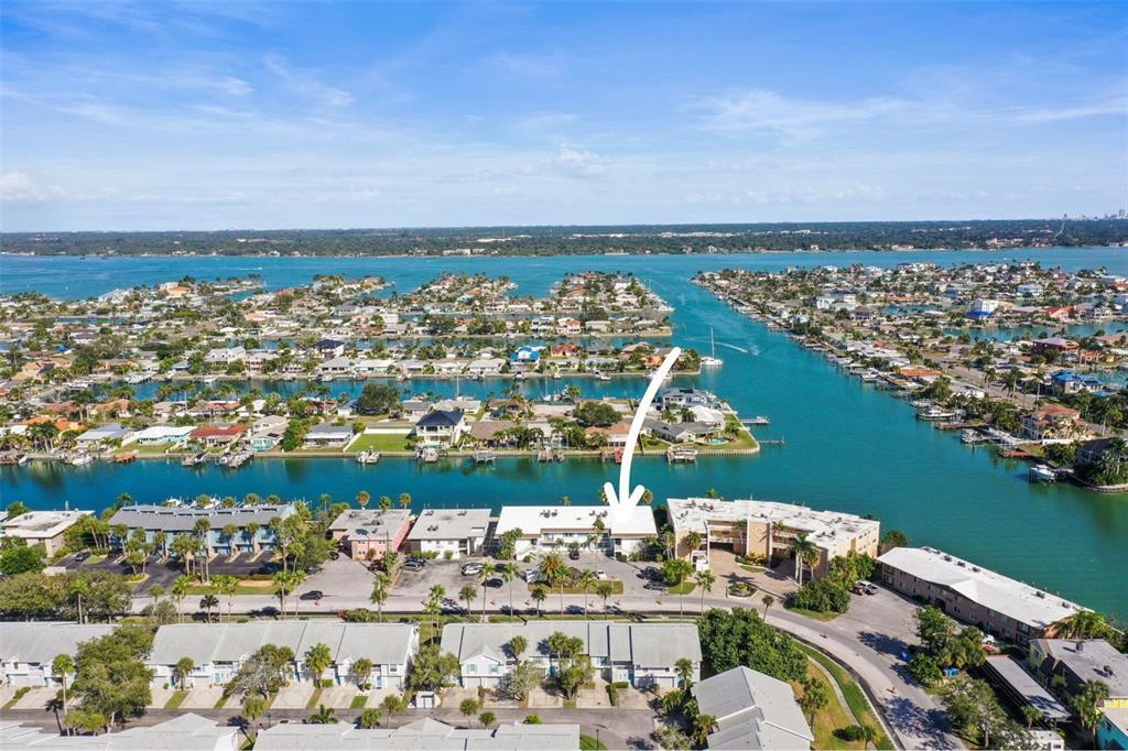 11655 3rd St E in Treasure Island, FL - Building Photo