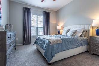 Palazzo at Cypresswood in Houston, TX - Foto de edificio - Interior Photo