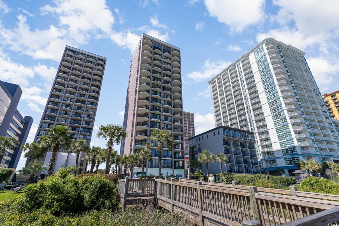 2406 N Ocean Blvd, Unit 1405 in Myrtle Beach, SC - Building Photo