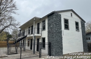 1723 W Mayfield Blvd-Unit -4 in San Antonio, TX - Building Photo