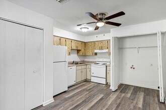 3800 SE 17th Ct in Ocala, FL - Foto de edificio - Building Photo