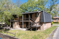 1510 Brooke Park Dr in Toledo, OH - Building Photo - Building Photo