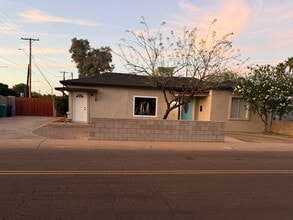 402 E 1st St in Mesa, AZ - Building Photo - Building Photo
