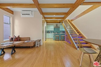 621 Rose Ave in Los Angeles, CA - Building Photo - Building Photo