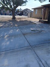 4616 Mark Ave in Las Vegas, NV - Building Photo - Building Photo