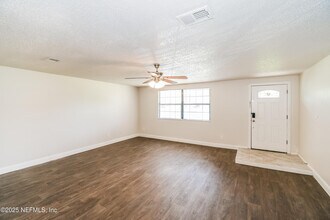 2887 Gatling Blvd in Orange Park, FL - Building Photo - Building Photo