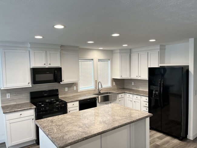 5100 W Augusta Blvd in Monee, IL - Building Photo - Building Photo