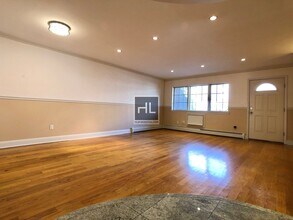 57 Bay 31st St in Brooklyn, NY - Building Photo - Building Photo