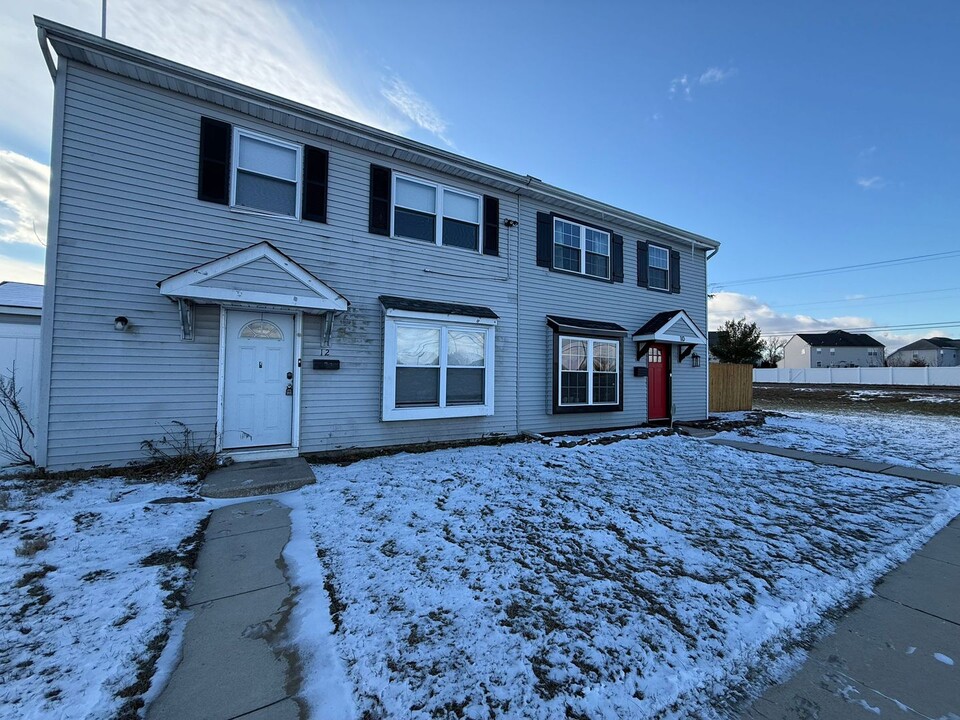 12 Lehigh Ct in Sicklerville, NJ - Building Photo