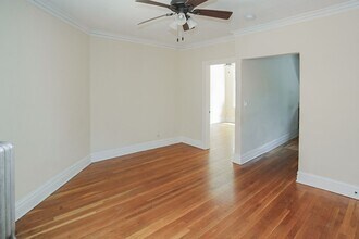 4717 N Leavitt St, Unit 1 in Chicago, IL - Foto de edificio - Building Photo