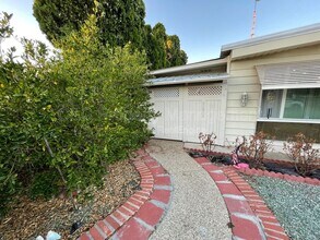 17042 Esperanza Dr in Perris, CA - Building Photo - Building Photo