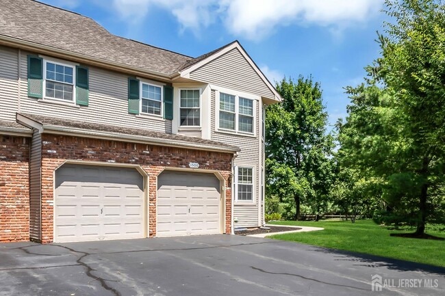 1506 Pinhorn Dr in Bridgewater, NJ - Building Photo - Building Photo