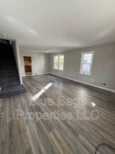 105 W Broadway Ave in Clifton Heights, PA - Building Photo - Building Photo