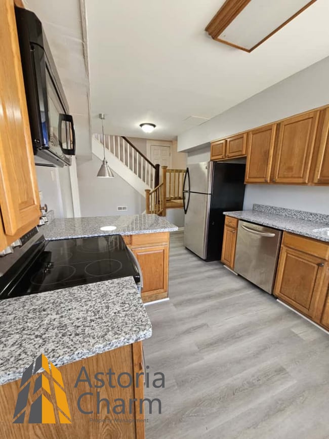 property at 2221 Poplar Grove St