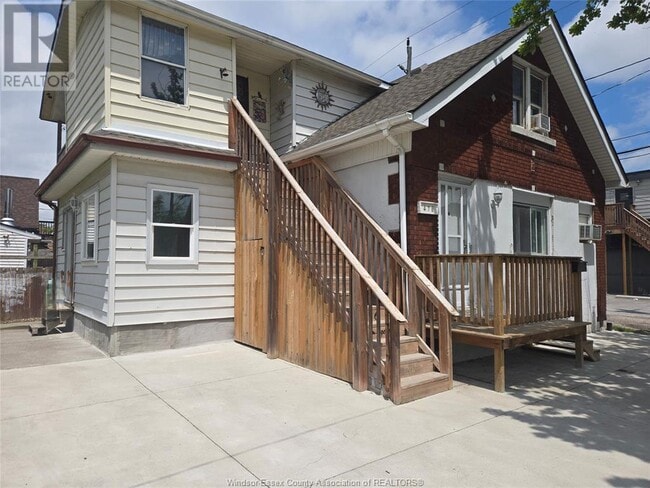 property at 476 Hyde St