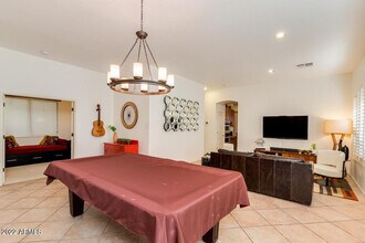 2037 W Periwinkle Way in Chandler, AZ - Building Photo - Building Photo