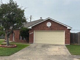 6802 Anvil Dr in Corpus Christi, TX - Building Photo
