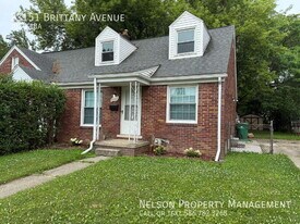 23151 Brittany Ave in Eastpointe, MI - Building Photo