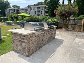 Avondale Reserve Apartment Homes in Avondale Estates, GA - Foto de edificio - Building Photo