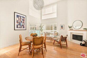 14 Reef St in Marina Del Rey, CA - Building Photo - Building Photo