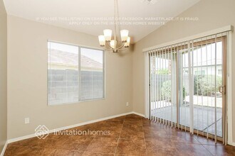 13986 W Maui Ln in Surprise, AZ - Building Photo - Building Photo