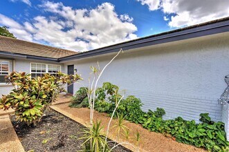 3057 NW 103rd Ln in Coral Springs, FL - Building Photo - Building Photo