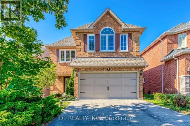 2206 Glenfield Rd in Oakville, ON - Building Photo - Building Photo