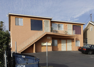 643-661 Stork St in San Diego, CA - Building Photo - Building Photo