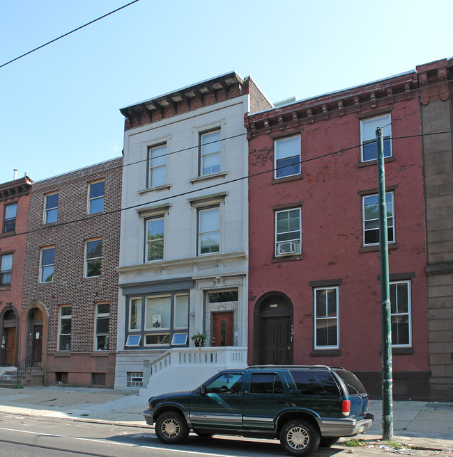 1712 W Girard Ave in Philadelphia, PA - Building Photo - Building Photo