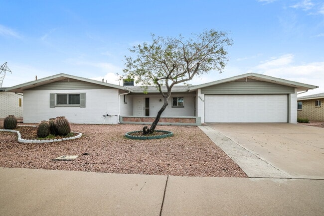 property at 6643 E Decatur St