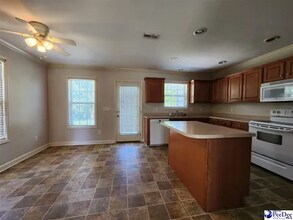 2224 Stepping Stone Dr in Effingham, SC - Building Photo - Building Photo