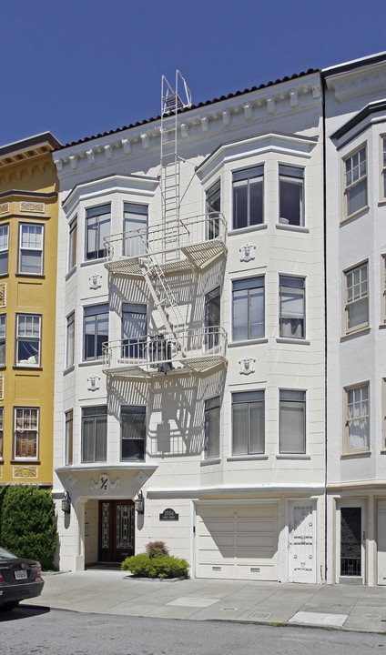 3554 Pierce St in San Francisco, CA - Foto de edificio