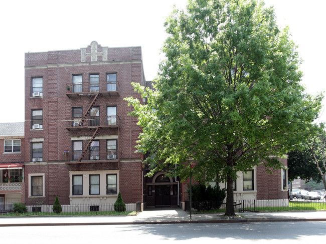 8817 Bay Pky in Brooklyn, NY - Building Photo - Building Photo