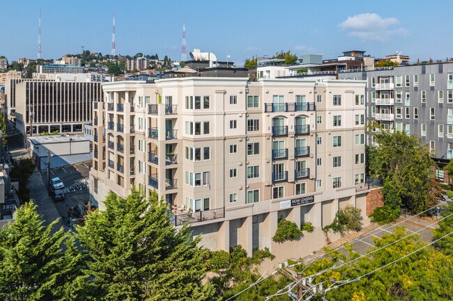 Counterbalance Apartments in Seattle, WA - Foto de edificio - Building Photo