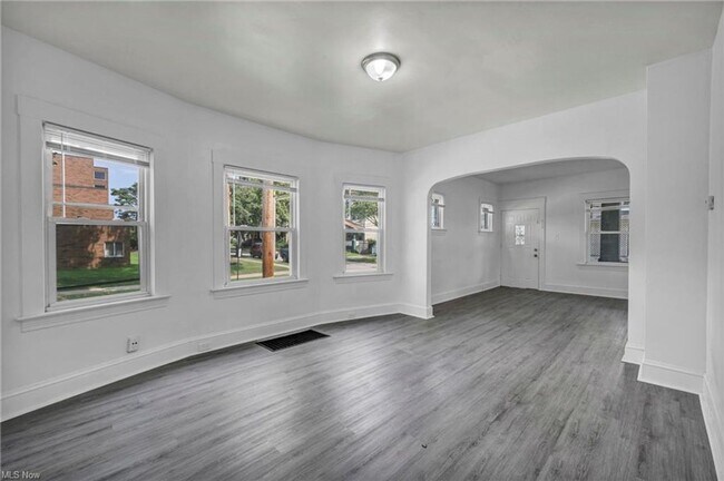 property at 4302 W 30th St