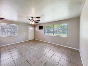 27915 Washington St in Bonita Springs, FL - Building Photo - Building Photo