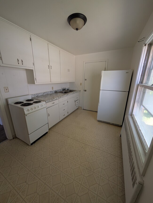129 N 100 E in Brigham City, UT - Building Photo - Building Photo
