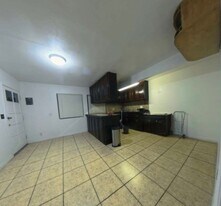 30650 Jojoba Rd in Nuevo, CA - Building Photo