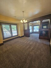 717 E Jackson St in Medford, OR - Building Photo - Building Photo