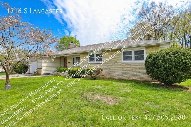1716 S Lancaster Ave in Springfield, MO - Building Photo - Building Photo