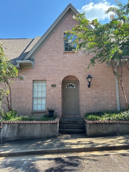 3120 Anderson Rd in Oxford, MS - Building Photo