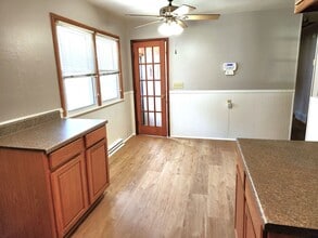 8525 W Appleton Ave in Milwaukee, WI - Building Photo - Building Photo
