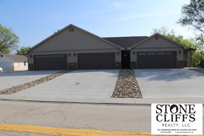 property at 904 Scott Station Rd